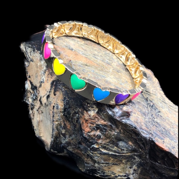 Betsey Johnson GT Rainbow Hearts Stretch Bracelet - Picture 4 of 10